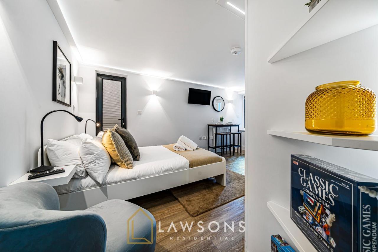 Cosy Living By Lawsons Apartment Windsor Exterior foto